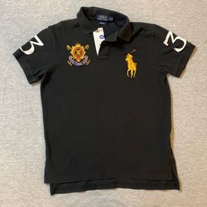 Polo black collared shirt